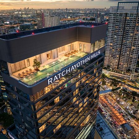 The Quarter Ratchayothin By Uhg Hotell Bangkok Exteriör bild