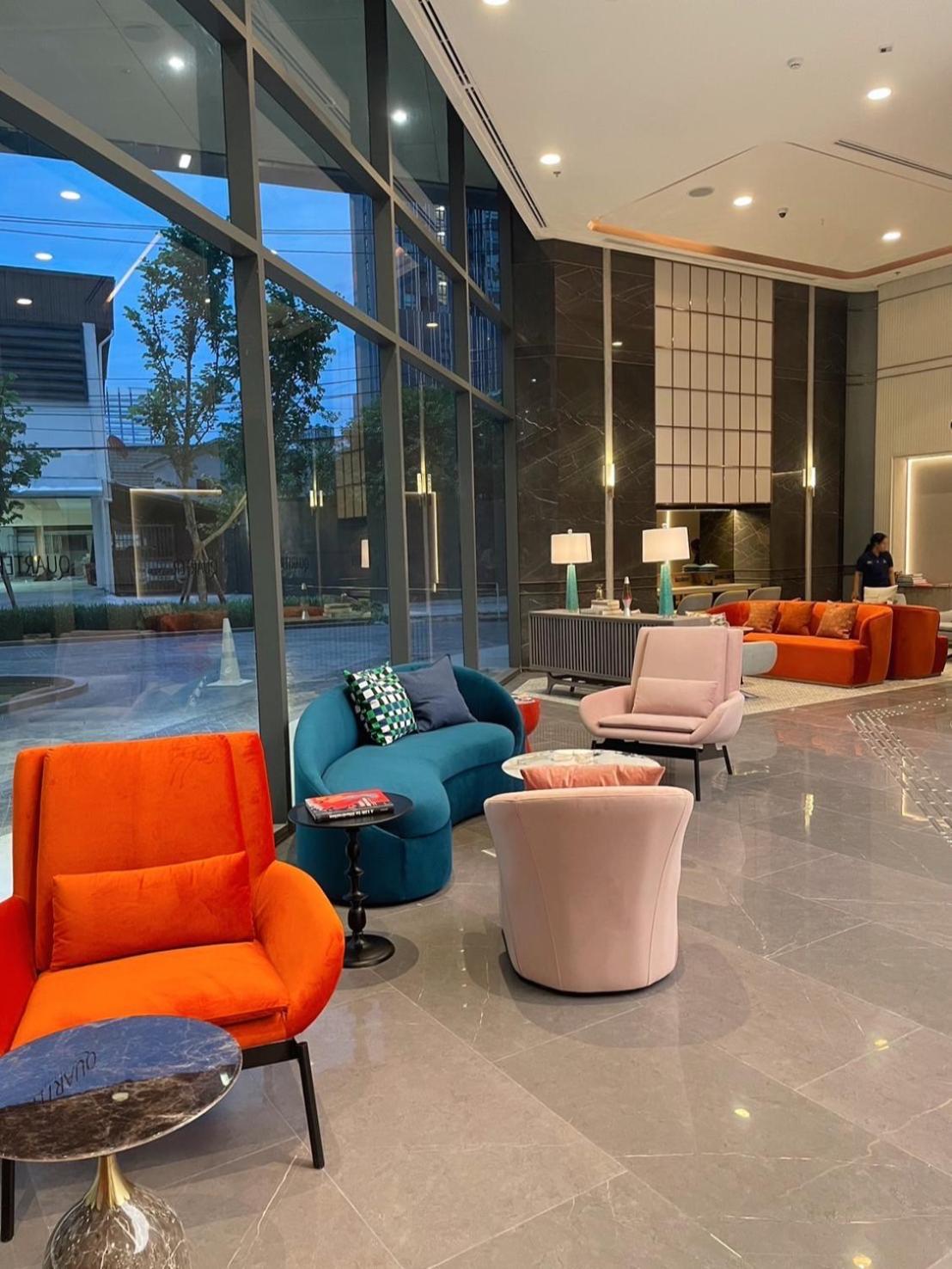 The Quarter Ratchayothin By Uhg Hotell Bangkok Exteriör bild