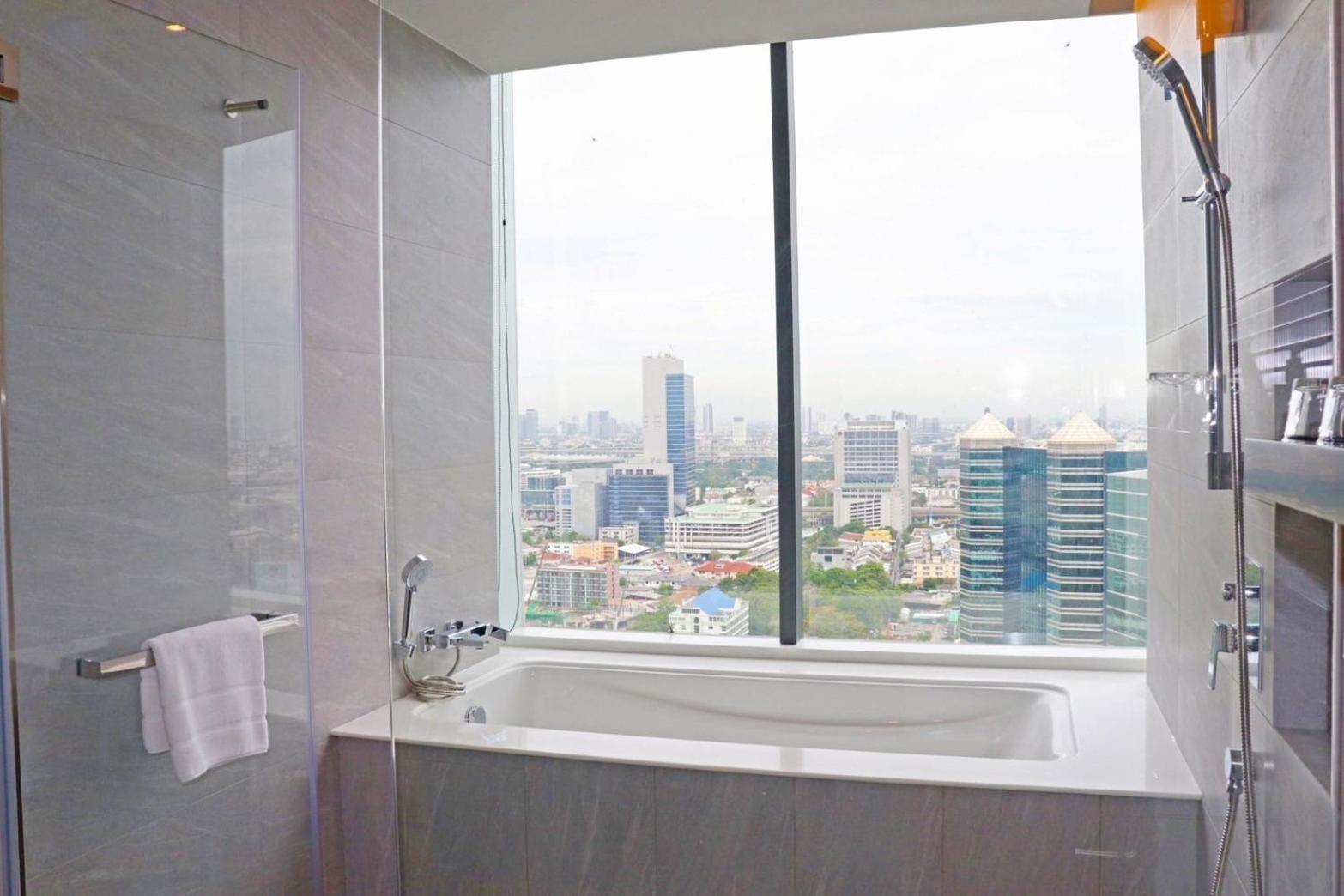 The Quarter Ratchayothin By Uhg Hotell Bangkok Exteriör bild