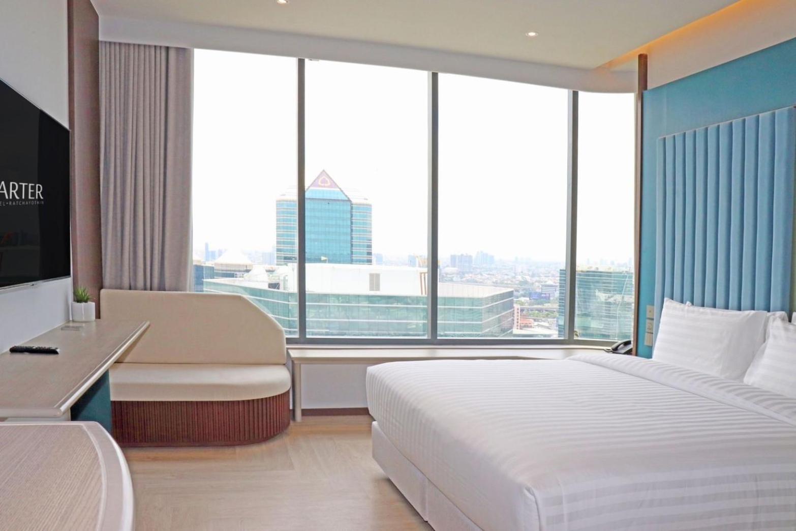 The Quarter Ratchayothin By Uhg Hotell Bangkok Exteriör bild