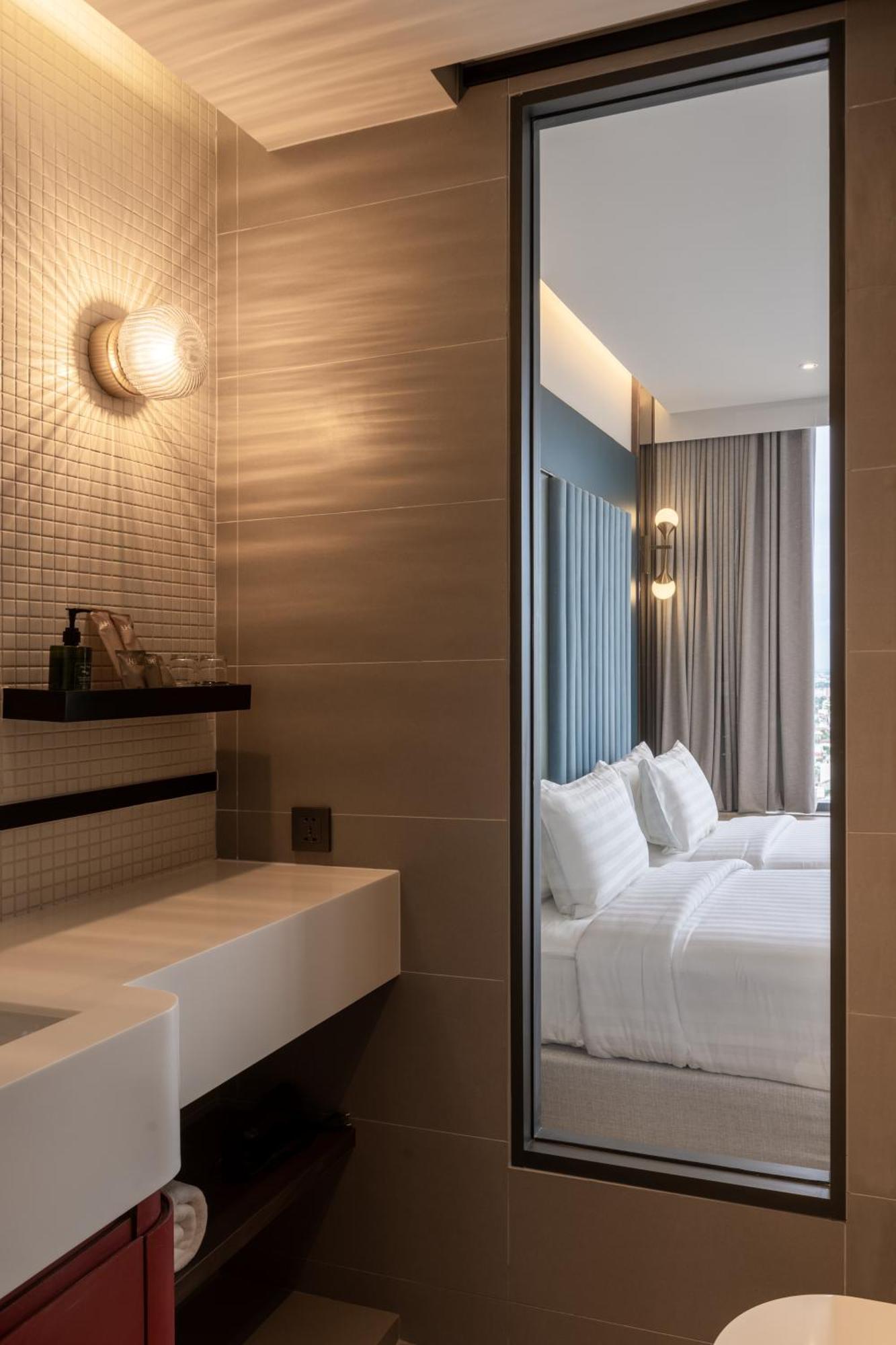 The Quarter Ratchayothin By Uhg Hotell Bangkok Exteriör bild