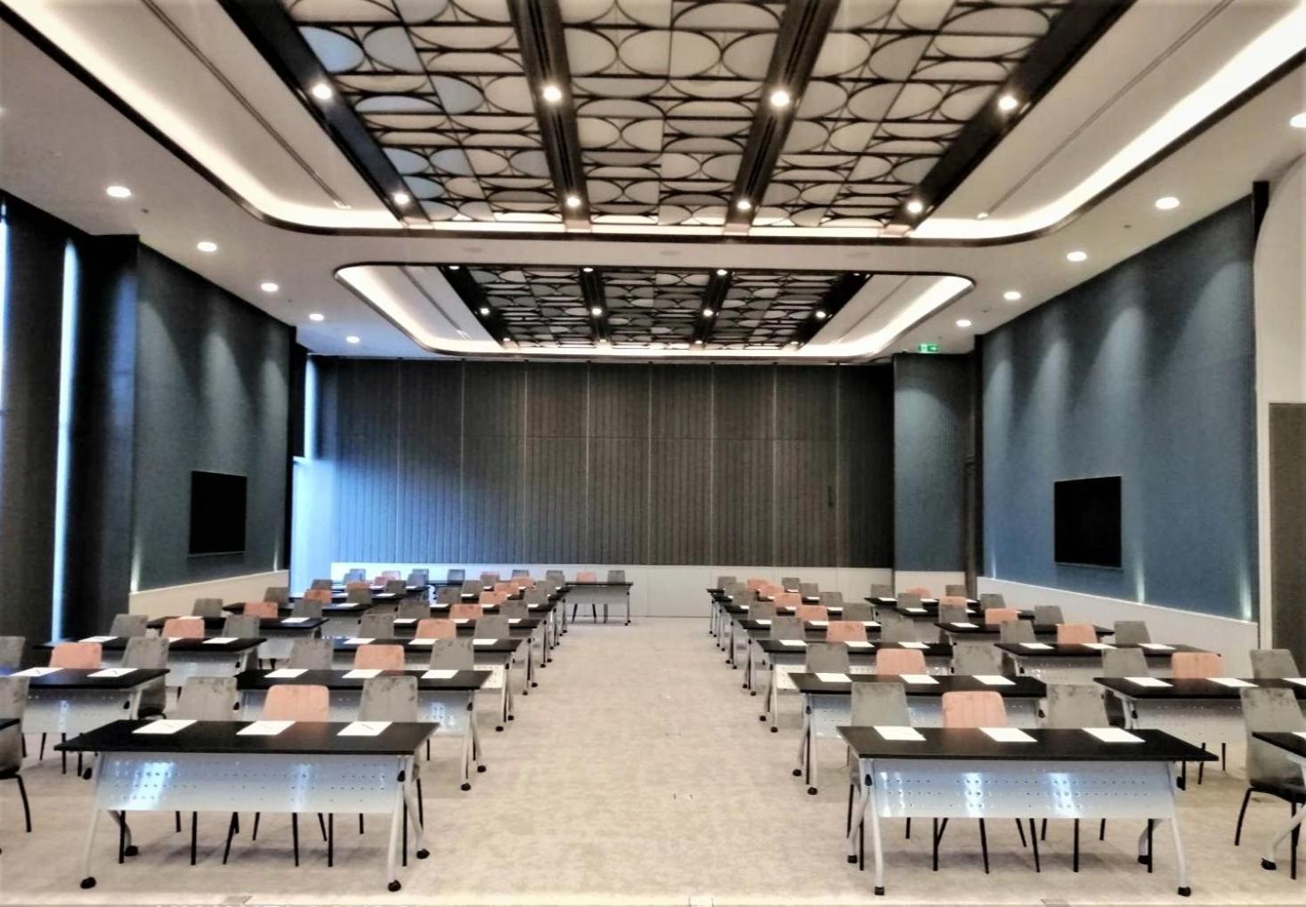 The Quarter Ratchayothin By Uhg Hotell Bangkok Exteriör bild